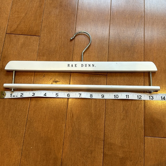 *SALE* NWOT Rae Dunn Blanket Hanger - Picture 2 of 2